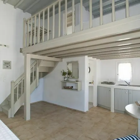 Gryparis' Club Апартаменты