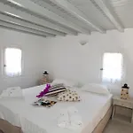 Апартаменты Gryparis' Club