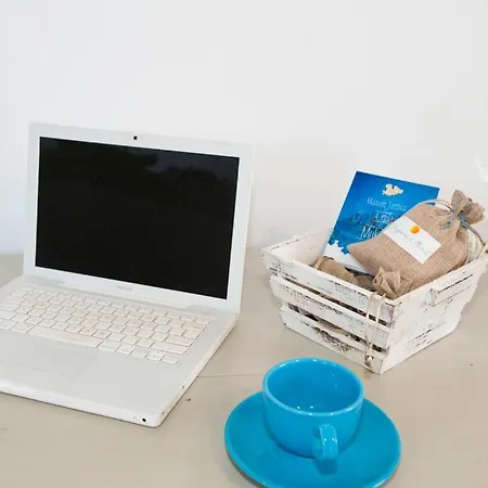 Apartamento Gryparis' Club *