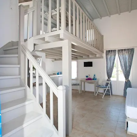 格莱帕丽斯俱乐部公寓 * Mykonos Town