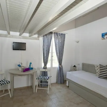 格莱帕丽斯俱乐部公寓 Mykonos Town